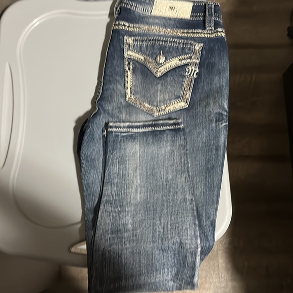 Buckle’s Miss Me low rise ankle skinny jeans - Picture 3 of 3